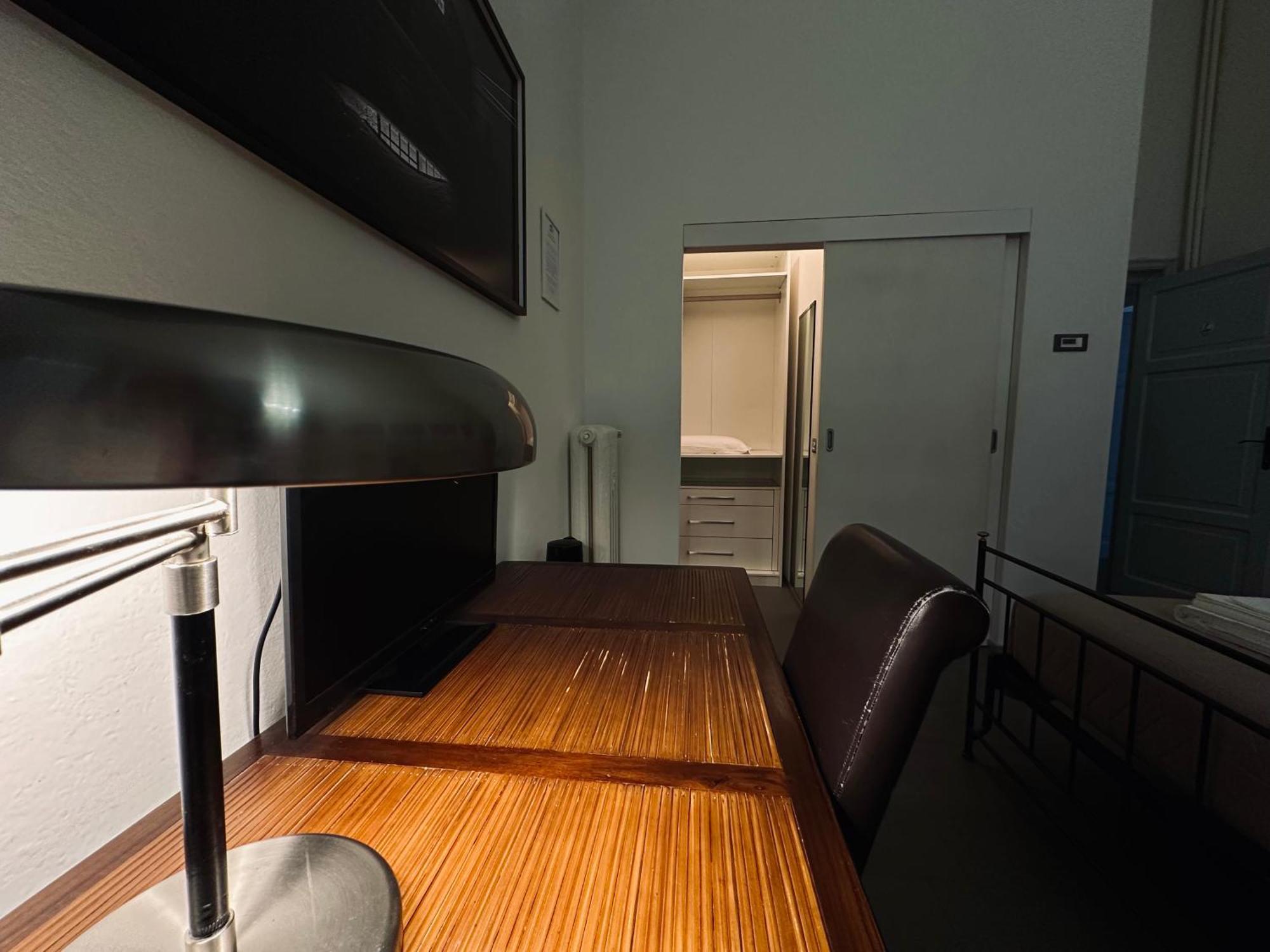 Indipendenza 24 Bed & Breakfast Bologna Exterior photo