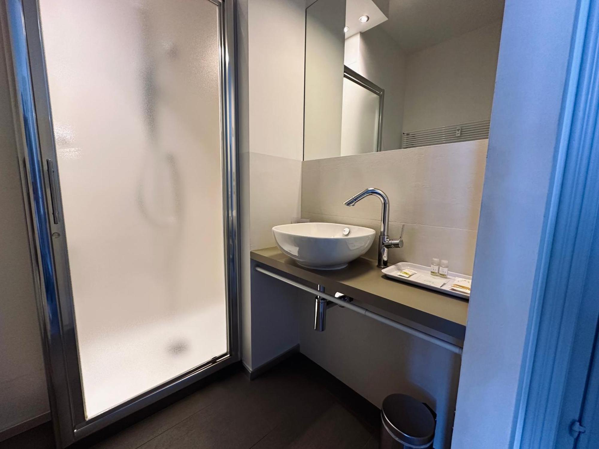 Indipendenza 24 Bed & Breakfast Bologna Exterior photo